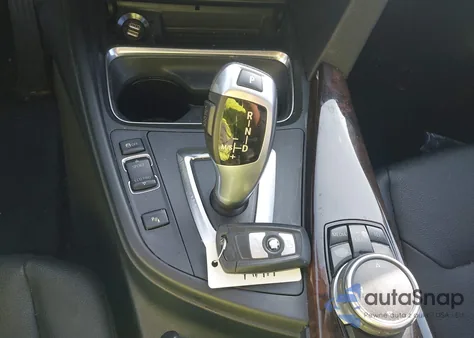 2015 BMW 320I z USA, uszkodzony, nr VIN WBA3B1G56FNT07177